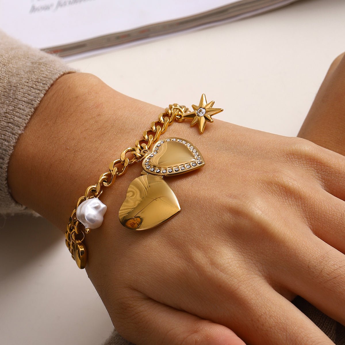 18K Gold Filled Heart Photo Locket Charm Bracelet – Gift Jewelry - Yadman Emarati