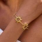 18K gold-plated bracelet with triple sunburst design

