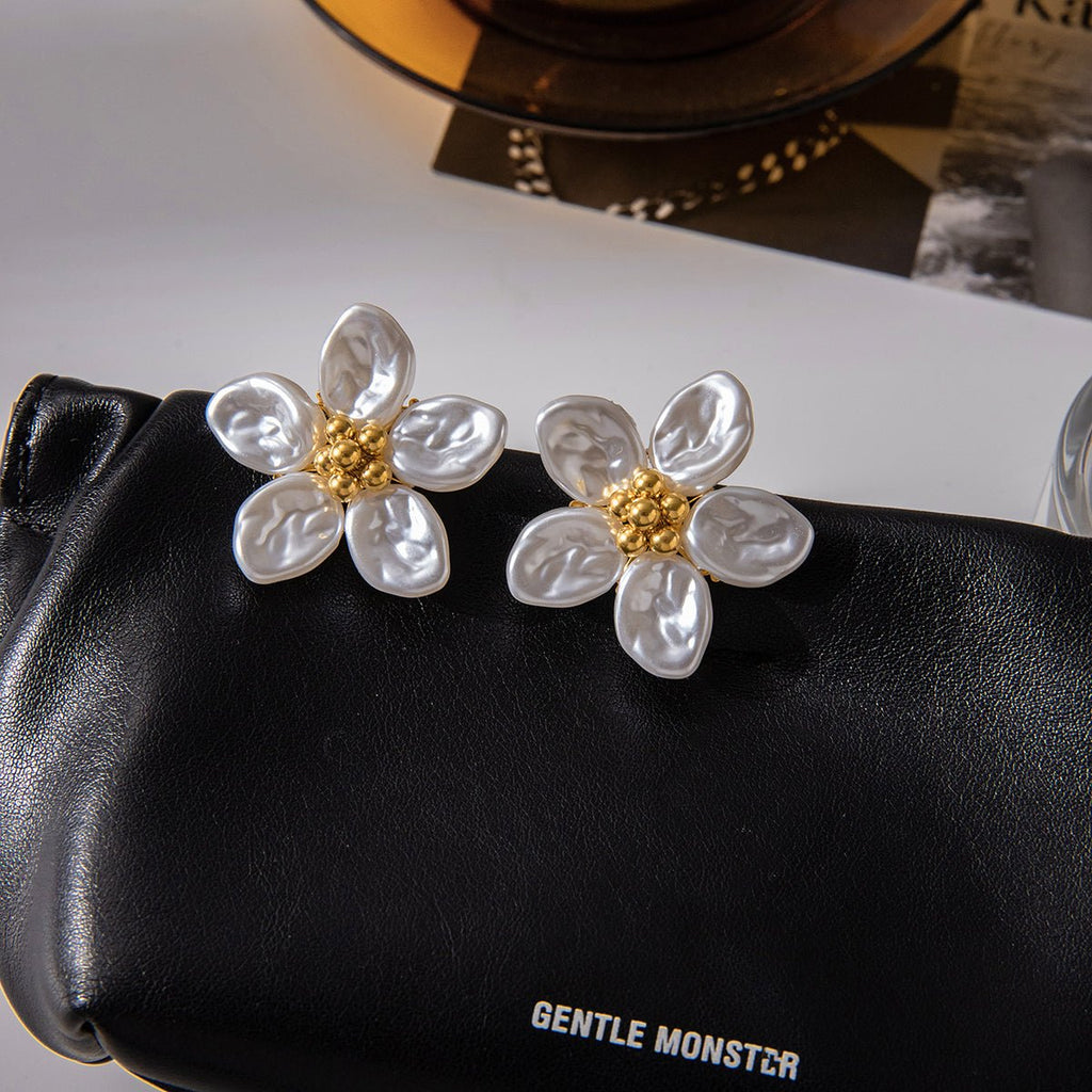 18K gold vermeil flower earrings with pearl petals – Dubai Collection