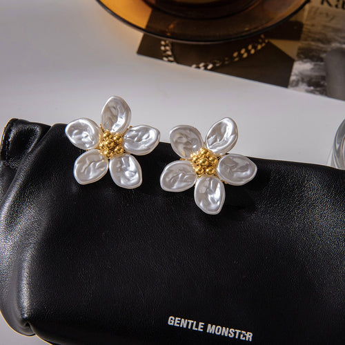 18K gold vermeil flower earrings with pearl petals – Dubai Collection