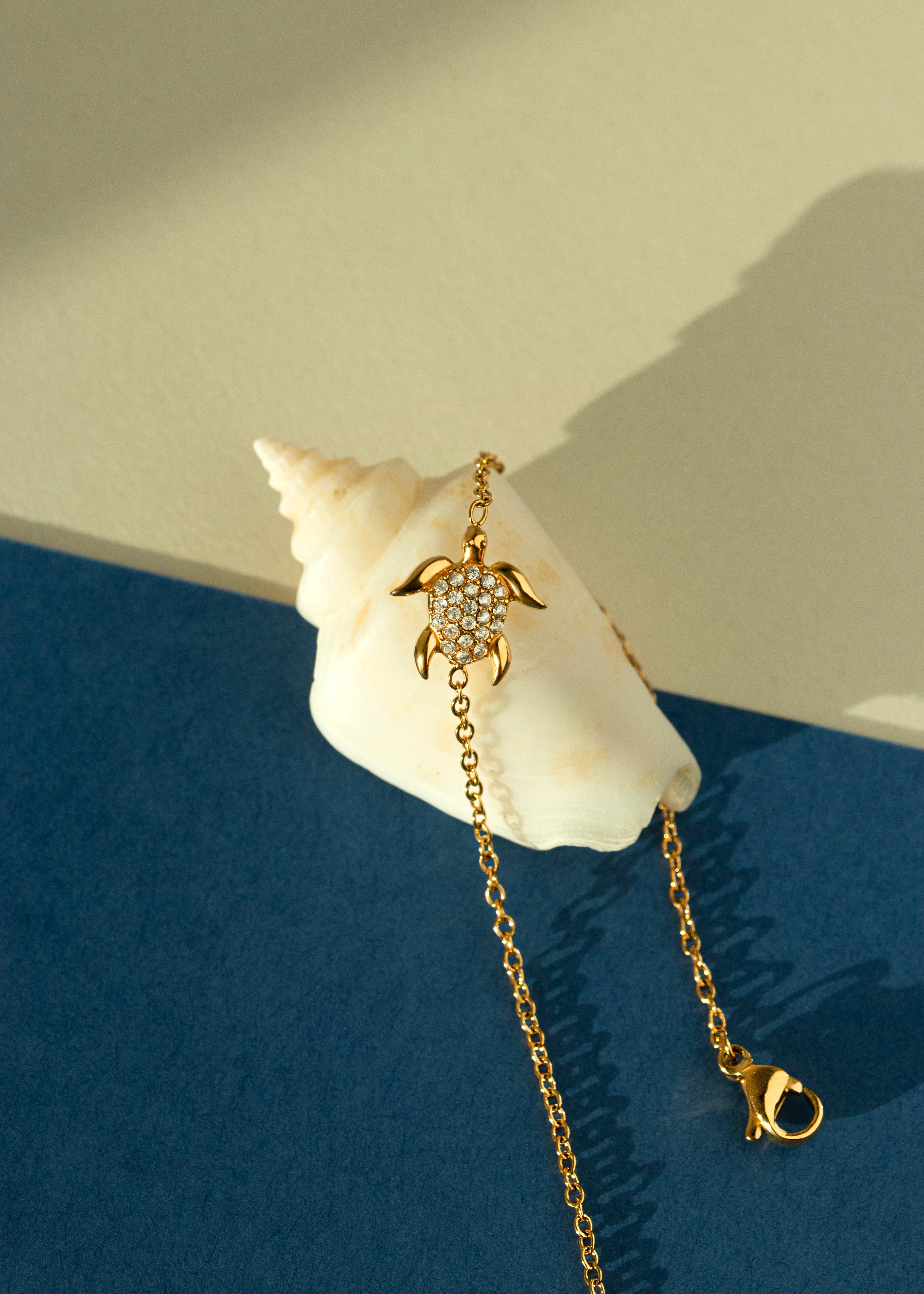 Coastal Tide Sea Creature Charm Bracelet - 18k Gold PVD Plated Stainless Steel & Waterproof