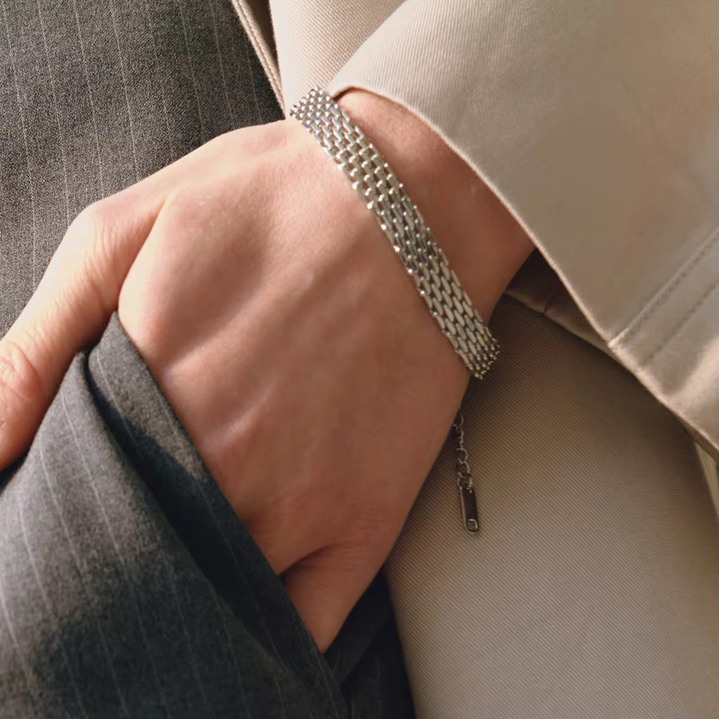 Silver watch belt chain bracelet for men and women, 100% waterproof and tarnish-free.