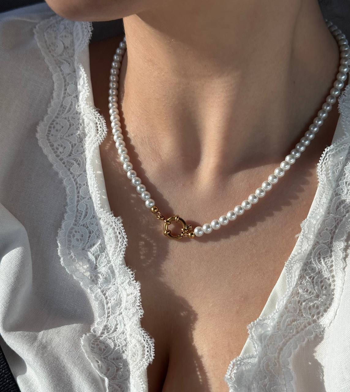 Technical drawing of She Wore Pearls showing 43cm length and 1.28cm pearl size.