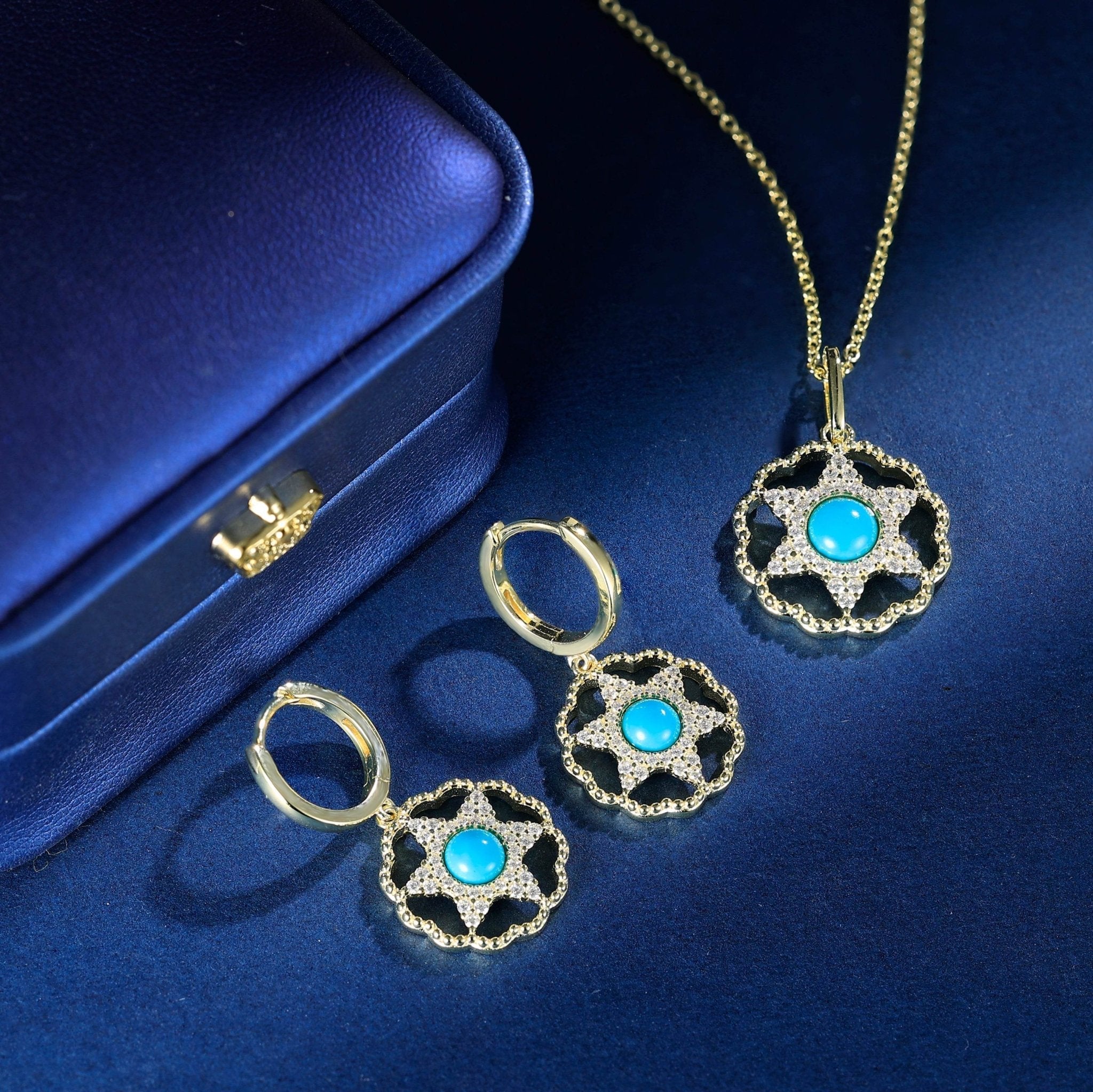 Close-up of turquoise pendant necklace from Firooza jewelry se