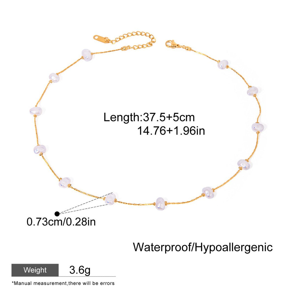 Gold necklace with pearls on a white background, showing measurements and product details.