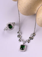 Luxury green zirconia pendant necklace for women – Zamrud Collection design