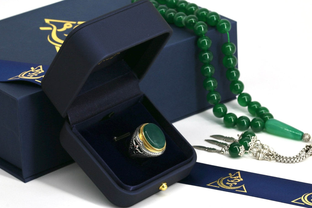 Elegant green agate men’s ring photographed from top angle