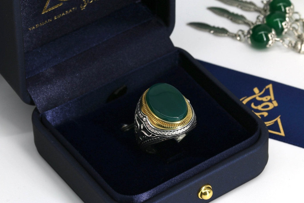 S925 silver ring with polished green agate stone for men