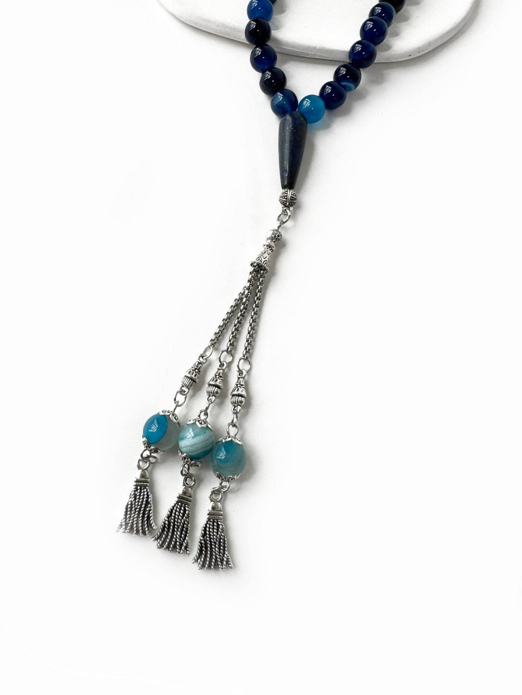 Luxury gift packaging for Yadman Emarati’s blue agate misbaha