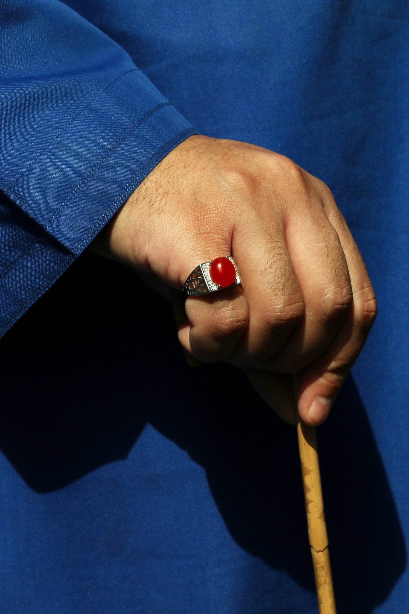 Luxury platinum plated men's ring with natural gemstone